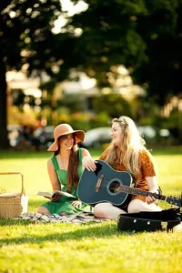 Liedjesmiddag in het park Klazienaveen